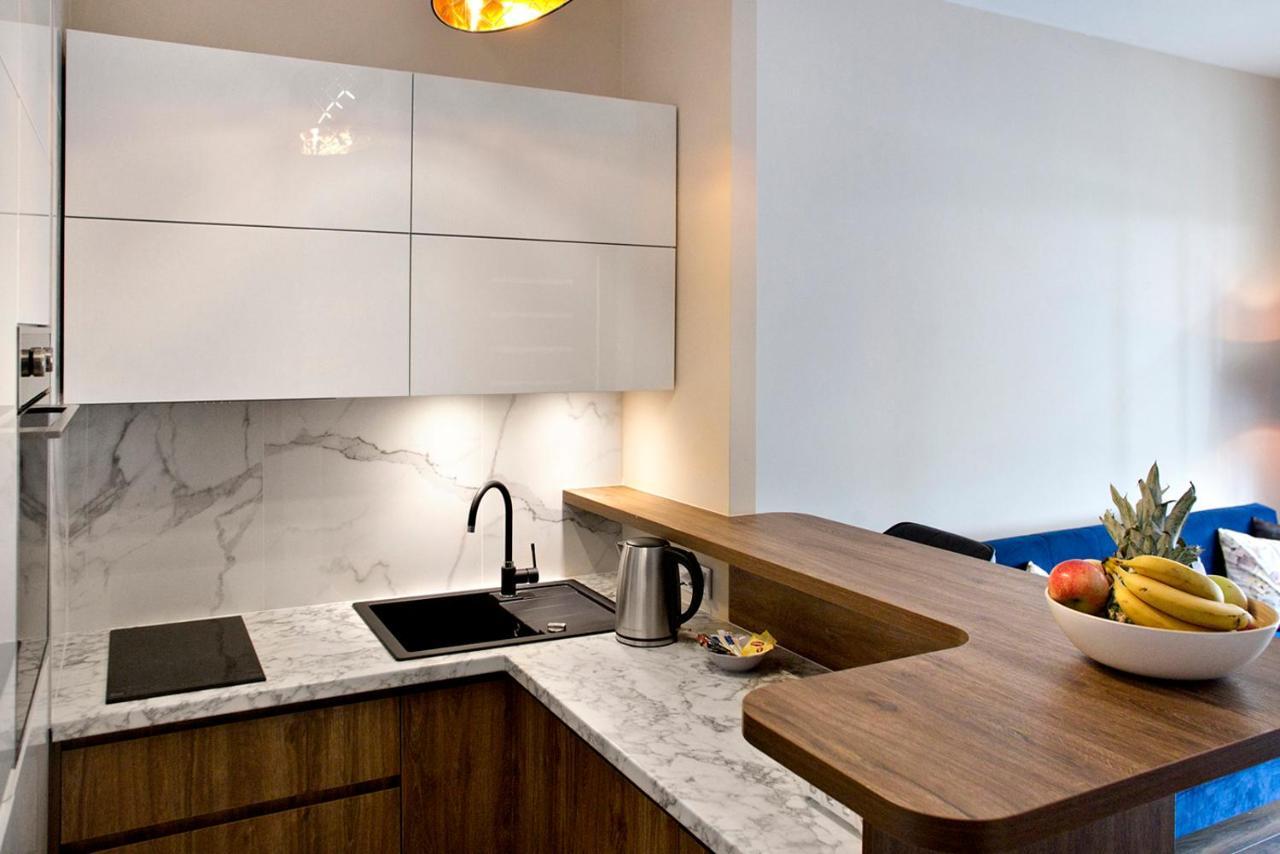 Prymasa Tysiaclecia - P&O Serviced Apartments Warschau Buitenkant foto